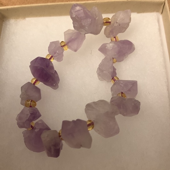 New Amethyst Stone Elastic Bracelet - Picture 2 of 4